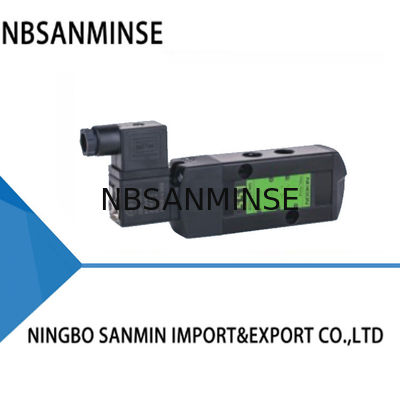 NBR PUR IP65 الصمام الكهربائي المضغوط للماء الصمام الكهربائي المضغوط 0.2 - 1.0Mpa